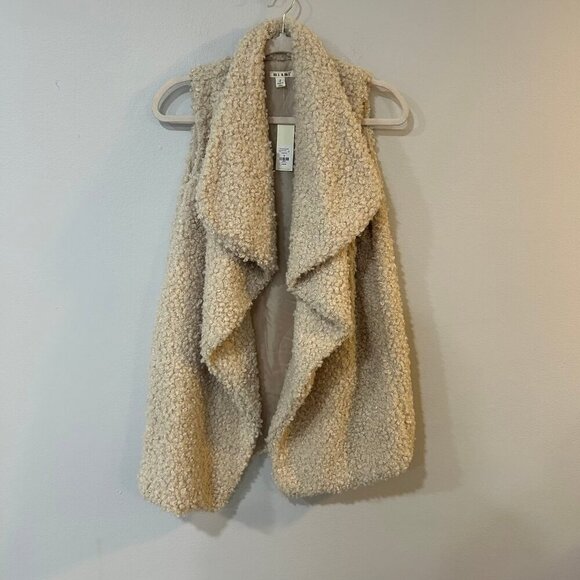 NWT Francescas Mi Ami Faux Fur Drape Cream Ivory Vest Women's Size Small - Picture 1 of 5